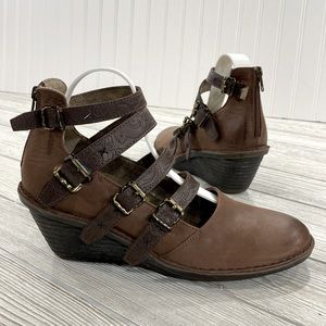 OTBT Acorn Brown Leather Biker Strappy Wedges - sz 10